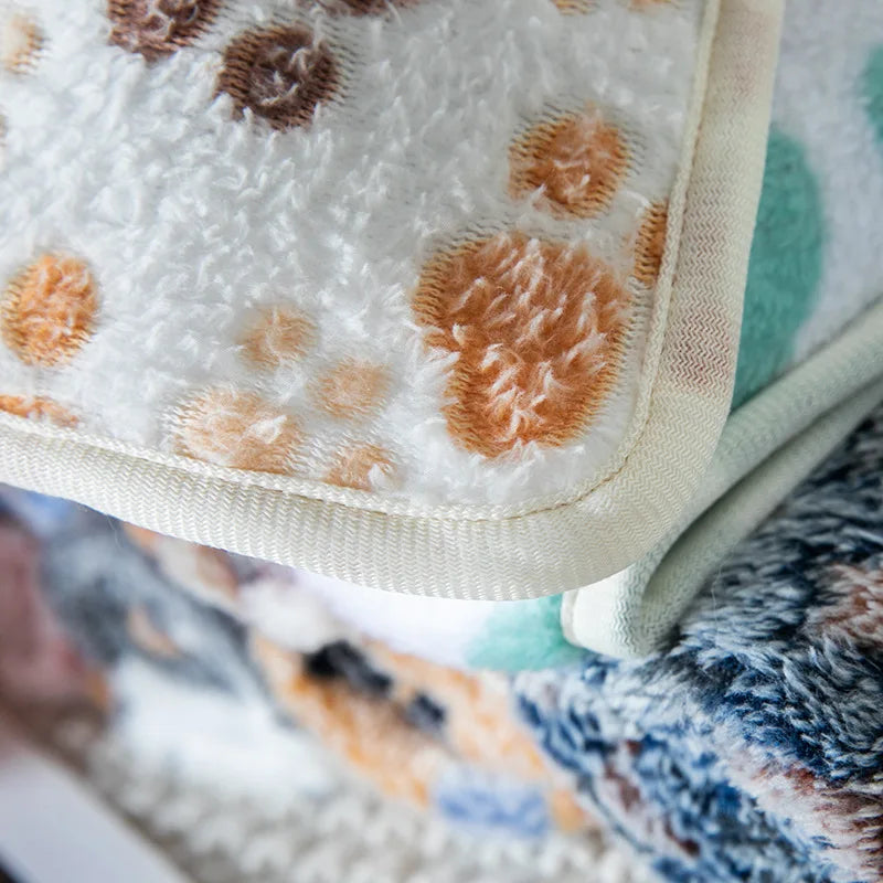 Cosy pet blanket