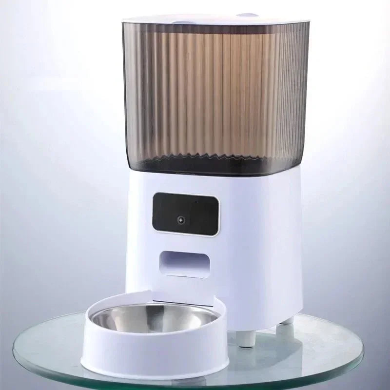 Smart Automatic Pet Feeder with Camera